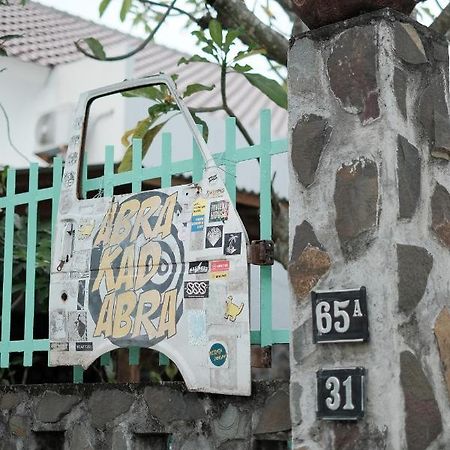 Appartamento Abrakadabra 747 Yogyakarta Esterno foto