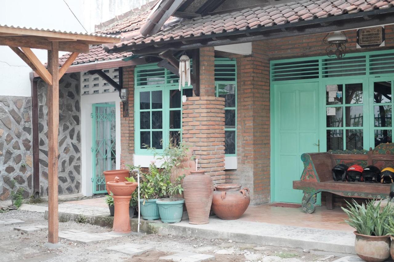 Appartamento Abrakadabra 747 Yogyakarta Esterno foto