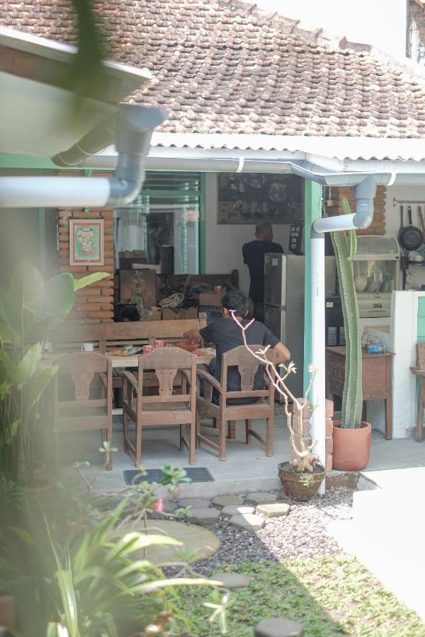 Appartamento Abrakadabra 747 Yogyakarta Esterno foto